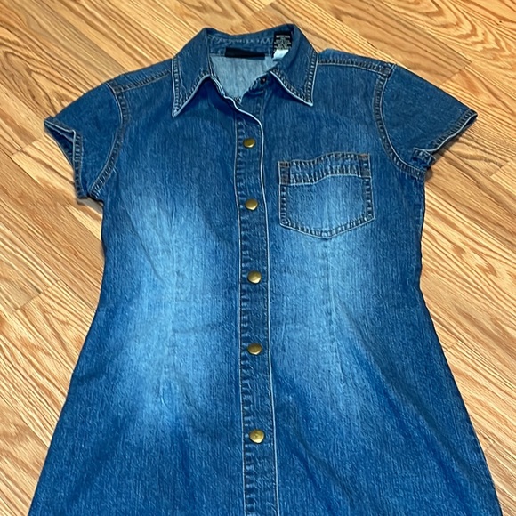Moda International Denim Dress, Jean Dress, snap front, 2 - Picture 2 of 7
